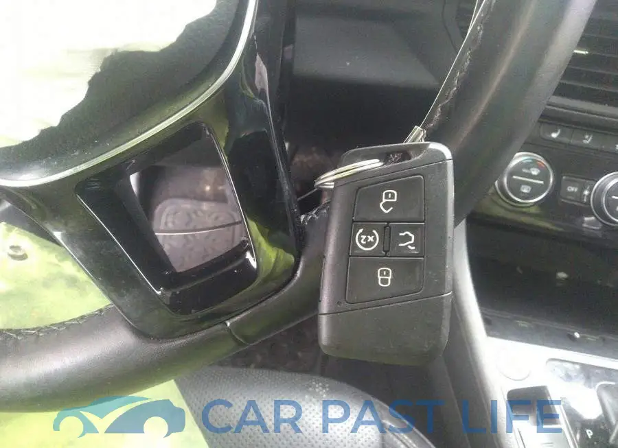 3VWG57BU9KM102421# 11