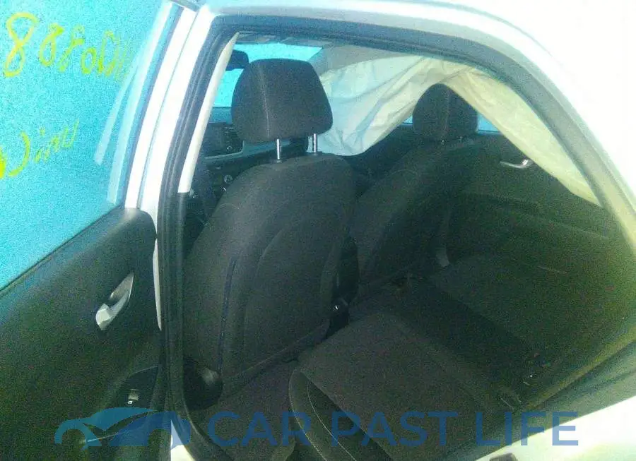 3KPA35AD6LE329971# 8