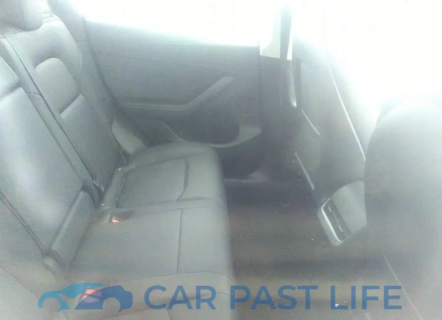7SAYGDEE5NF562353# 8