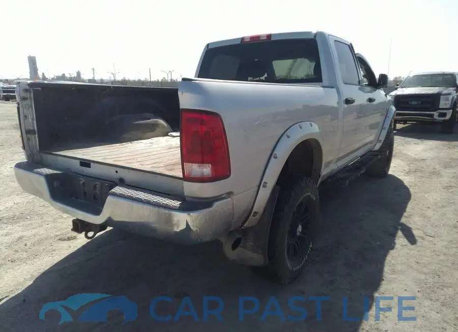 3C6UR5CL3FG696245# 4