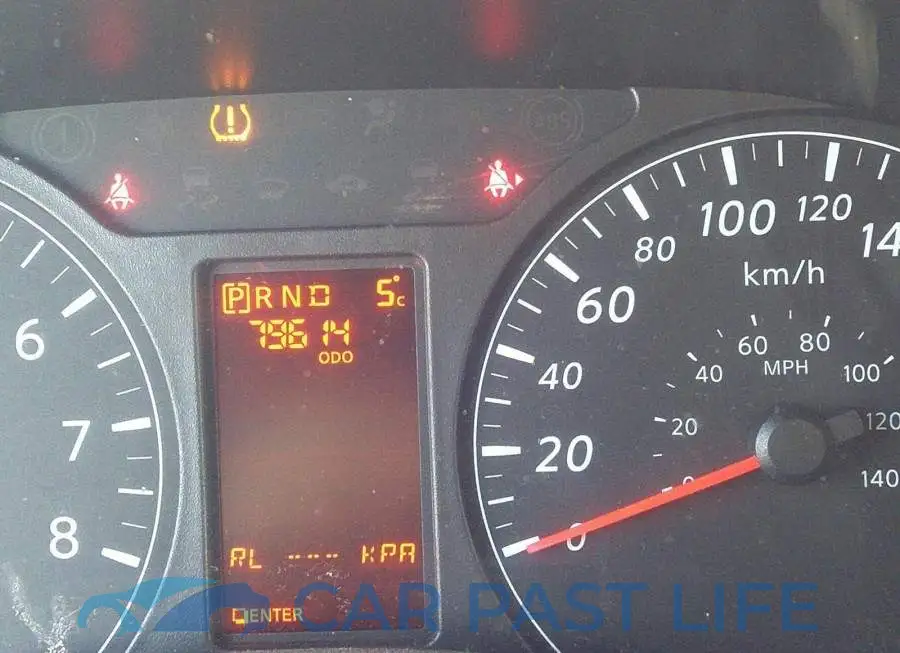 1N6BF0KM6HN812325# 7