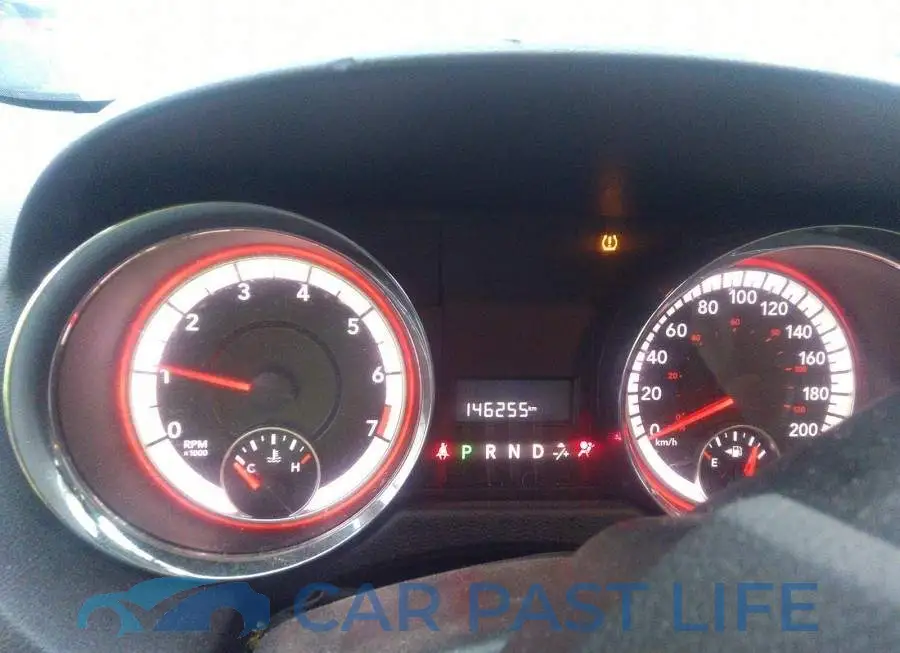 2C4JRGAG3FR685608# 7