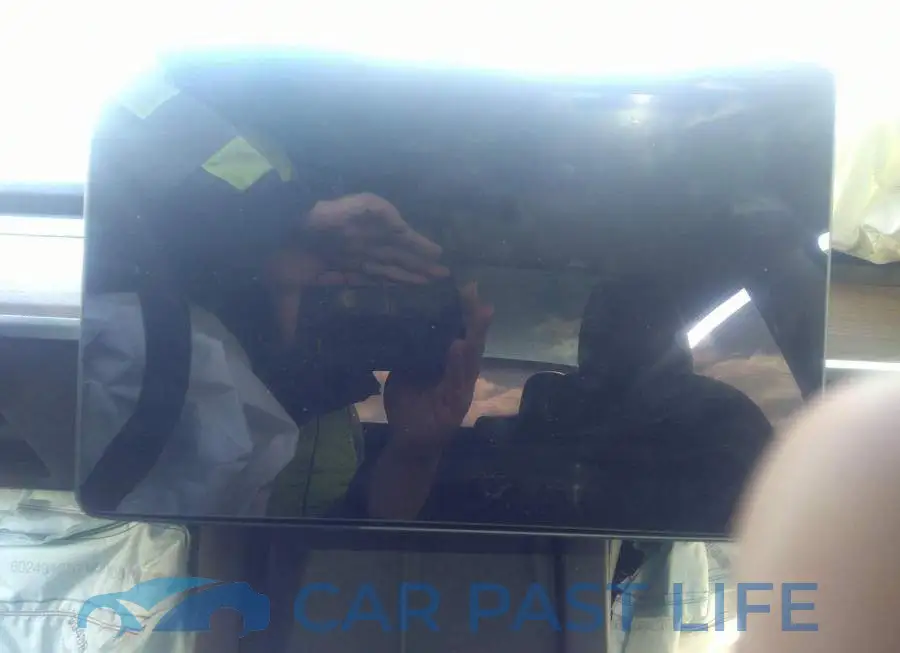 5YJ3E1EA6PF395352# 7