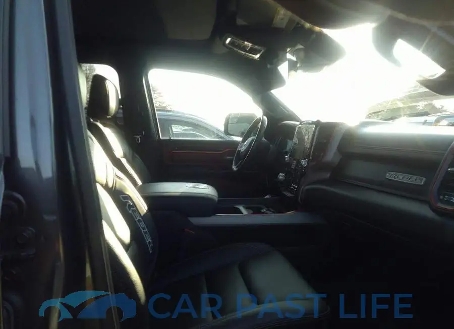 1C6SRFLM1LN363180# 5