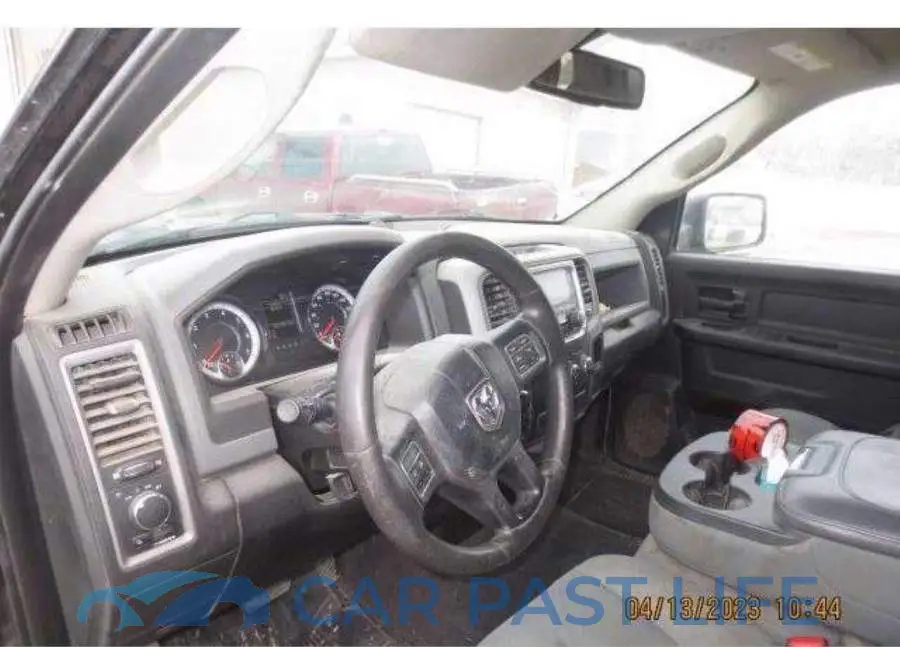 1C6RR7FG4HS566762# 13