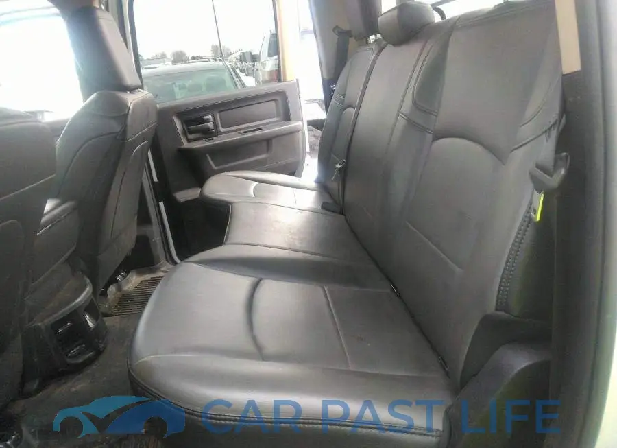 3C63R2GJ7LG270797# 8