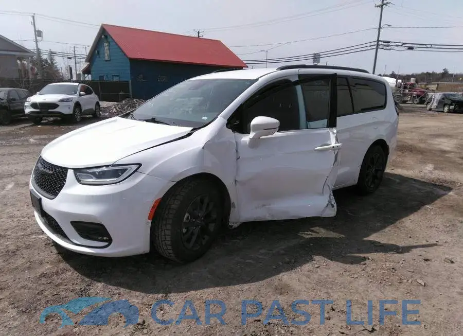 2C4RC1BG6NR121868# 2