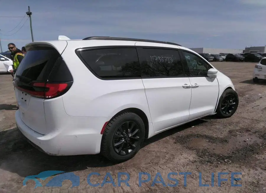 2C4RC1BG6NR121868# 4