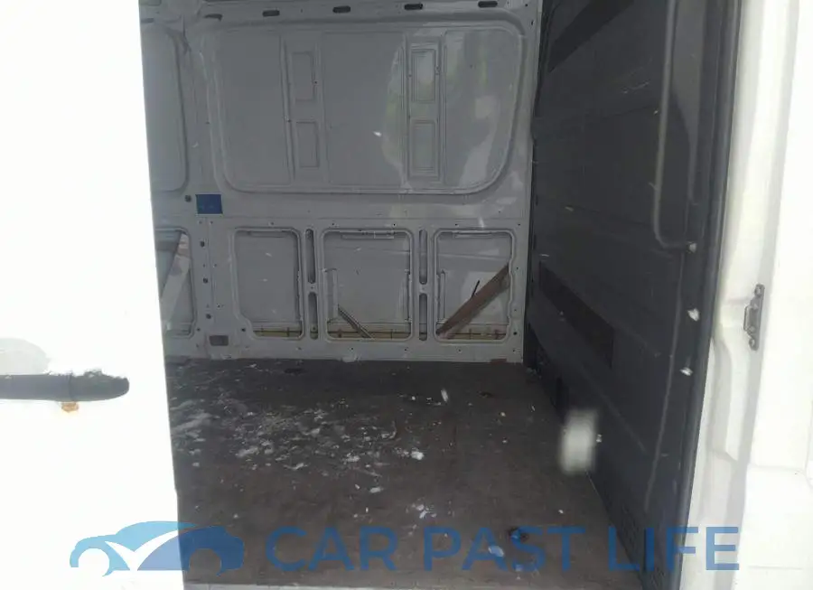 WD3BE8CD2HP540275# 8