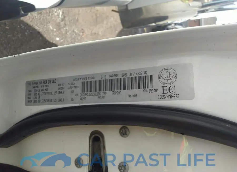 3C6UR5DJ5KG581086# 9