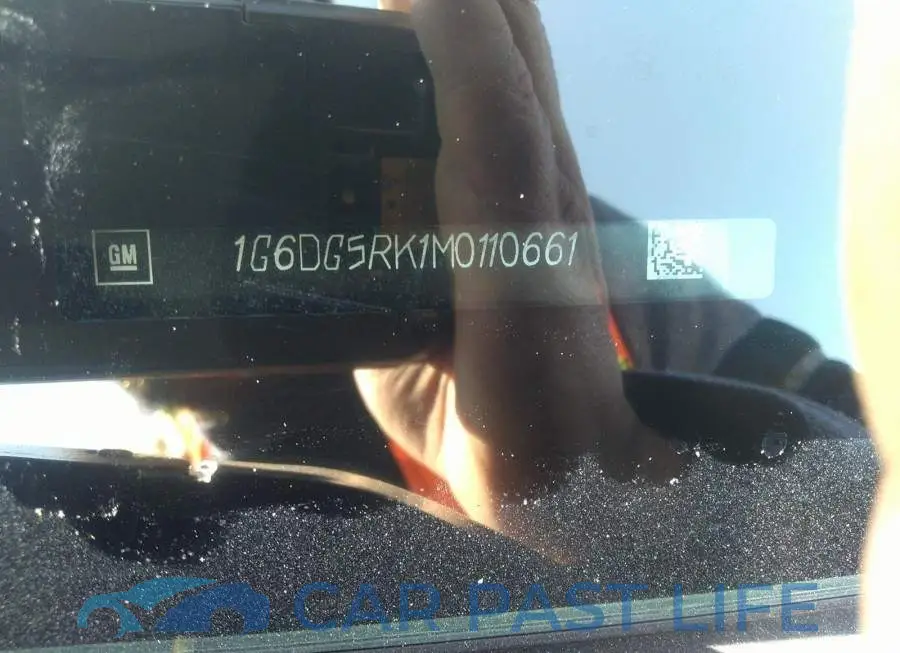 1G6DG5RK1M0110661# 9