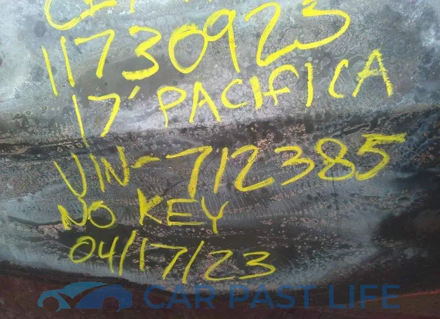 2C4RC1GG9HR712385# 9