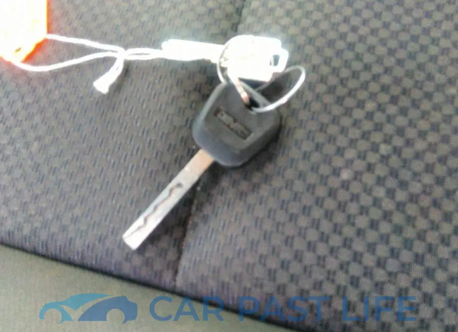 3GTU2MEC3HG364684# 11
