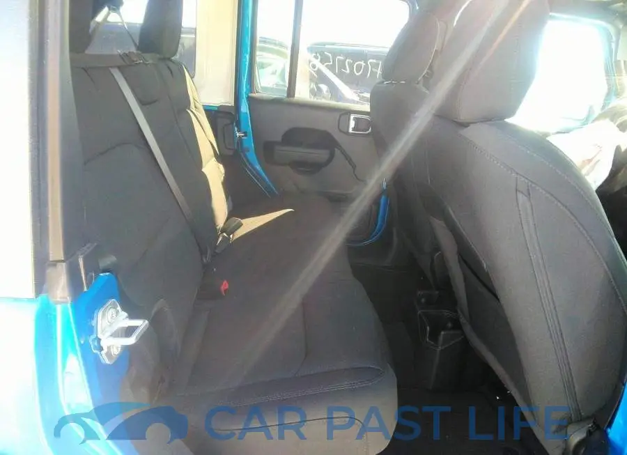 1C4HJXDN5PW519809# 8