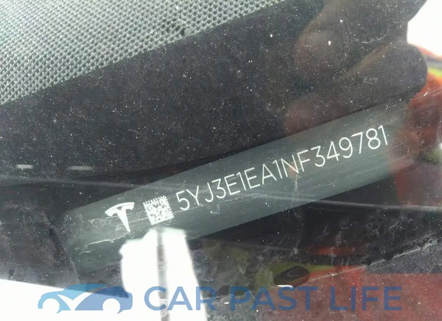 5YJ3E1EA1NF349781# 9