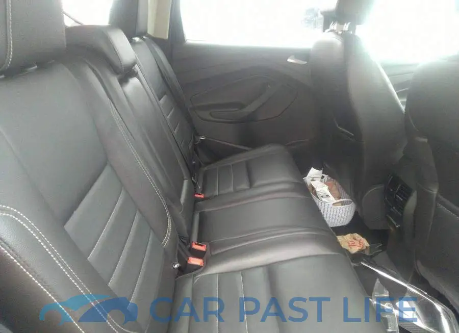 1FMCU9G96FUA00608# 8