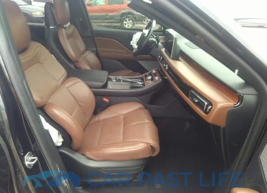 5LM5J7XC7LGL09870# 5