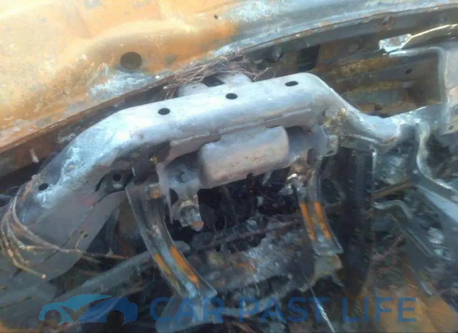1FAHP2MK8FG115327# 7