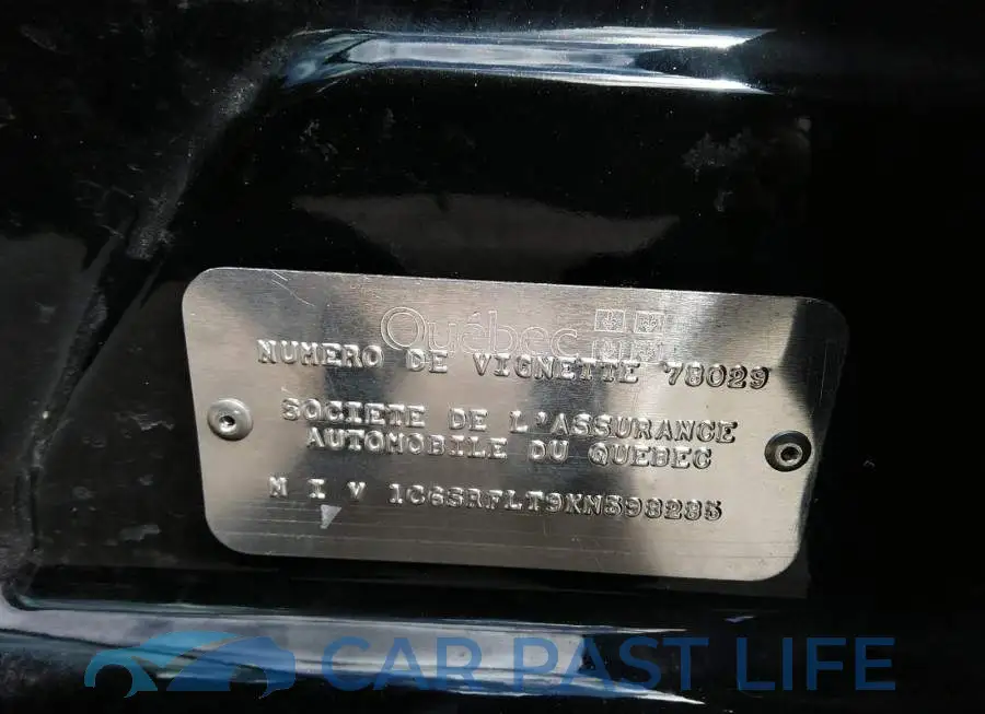 1C6SRFLT9KN598285# 9