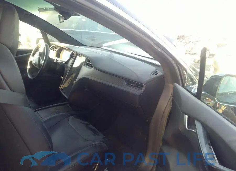 5YJXCAE26JF112262# 5