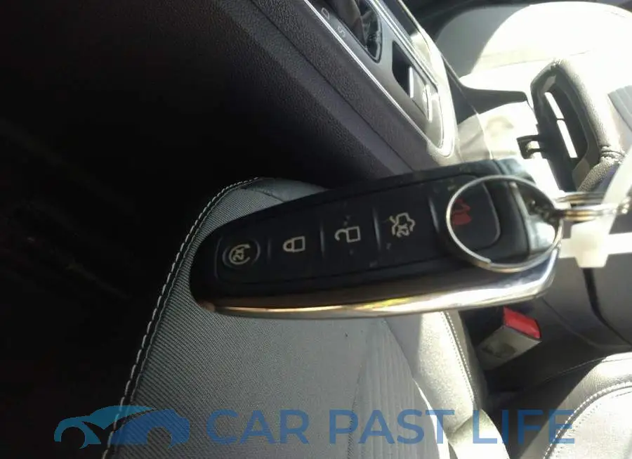 1FMCU9J91KUB72077# 11