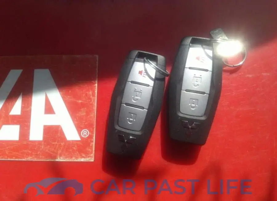 JA4J4TA85NZ616370# 11