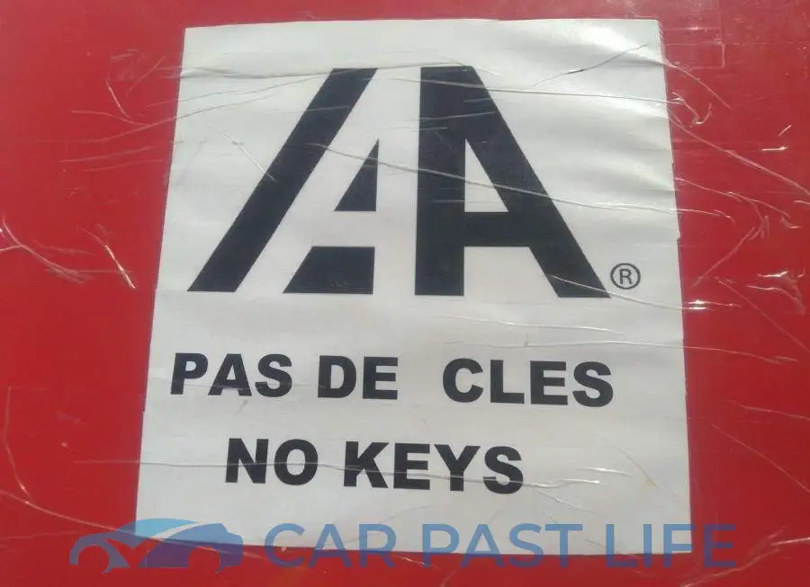5YJ3E1EA8MF977223# 11