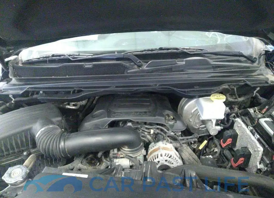 1C6SRFLT8KN678239# 10
