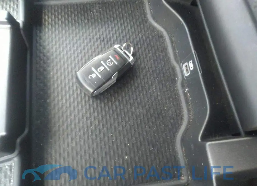 1C6SRFLM5LN275765# 11