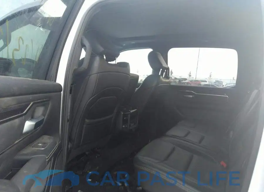 1C6SRFLT3KN542990# 8