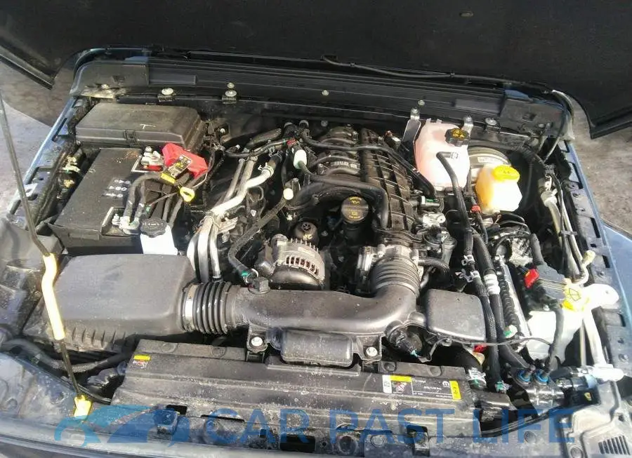 1C4HJXEG3PW587526# 10