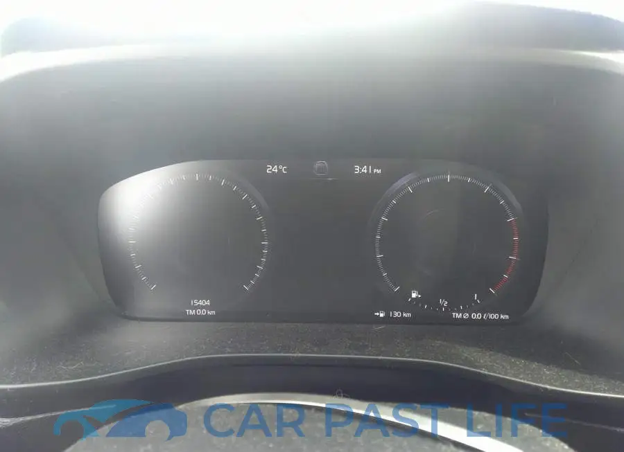 YV4162UK3M2577042# 7