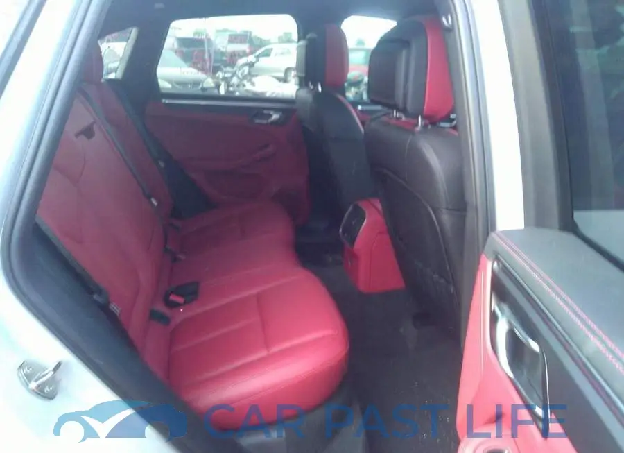 WP1AA2A58PLB00930# 8