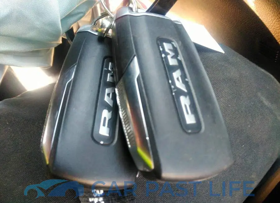 1C6SRFLT2LN372378# 11