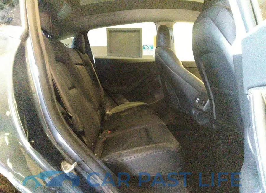 7SAYGDEE6NF357916# 8