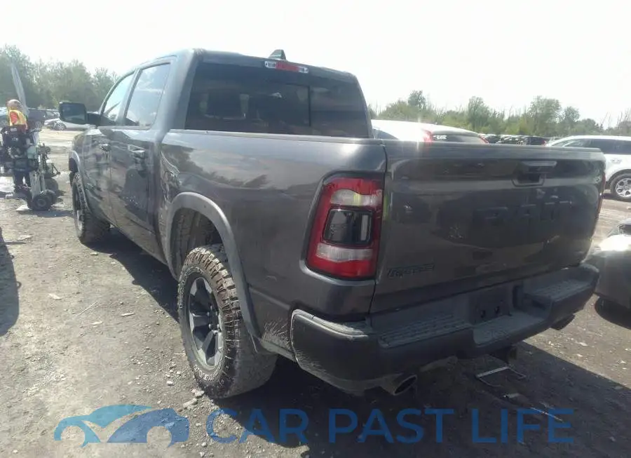 1C6SRFLT6NN241618# 3