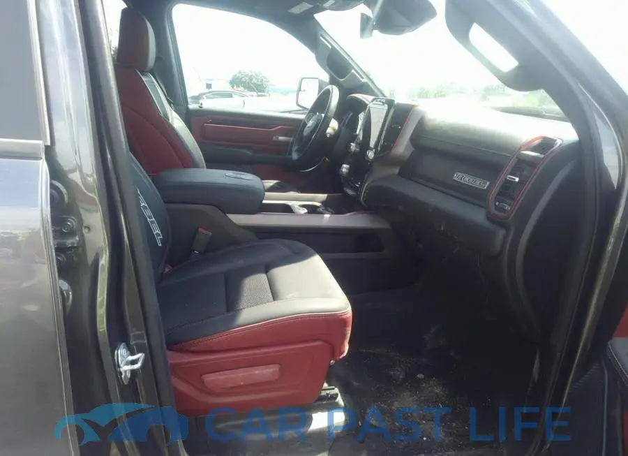 1C6SRFLT6NN241618# 5