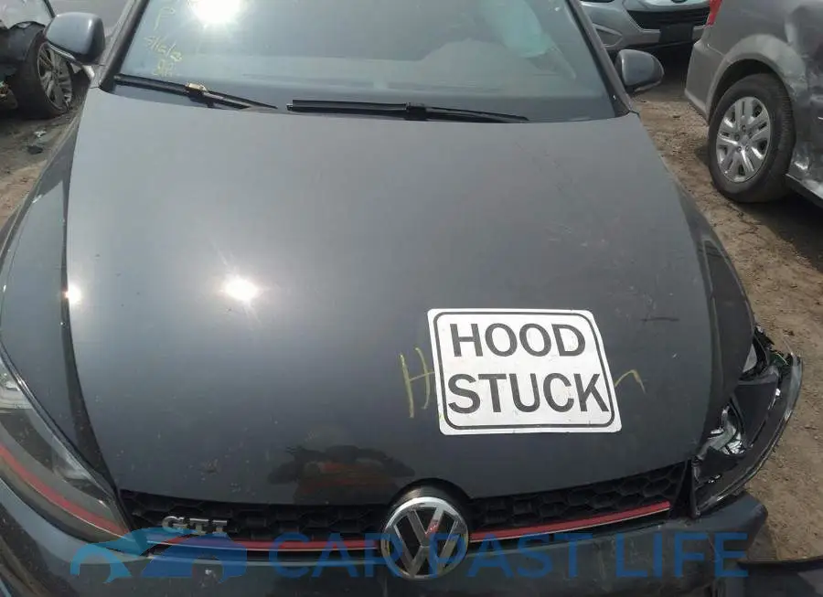 3VW4T7AUXFM091798# 10