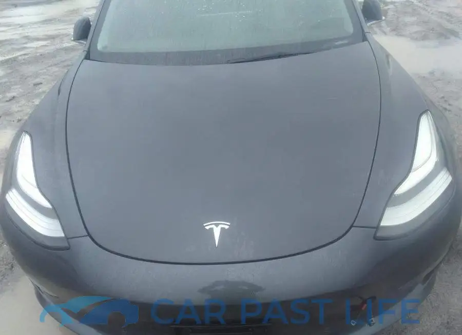 5YJ3E1EB5JF106915# 10