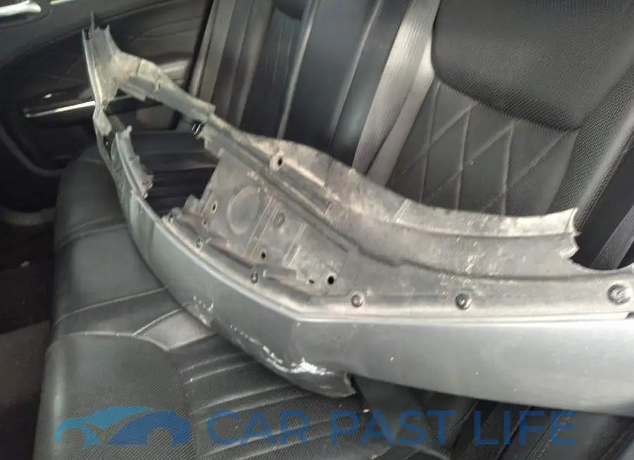 2C3CCASG2FH860219# 12