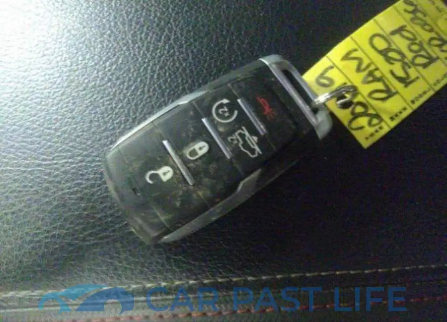 1C6SRFLT2KN568576# 12