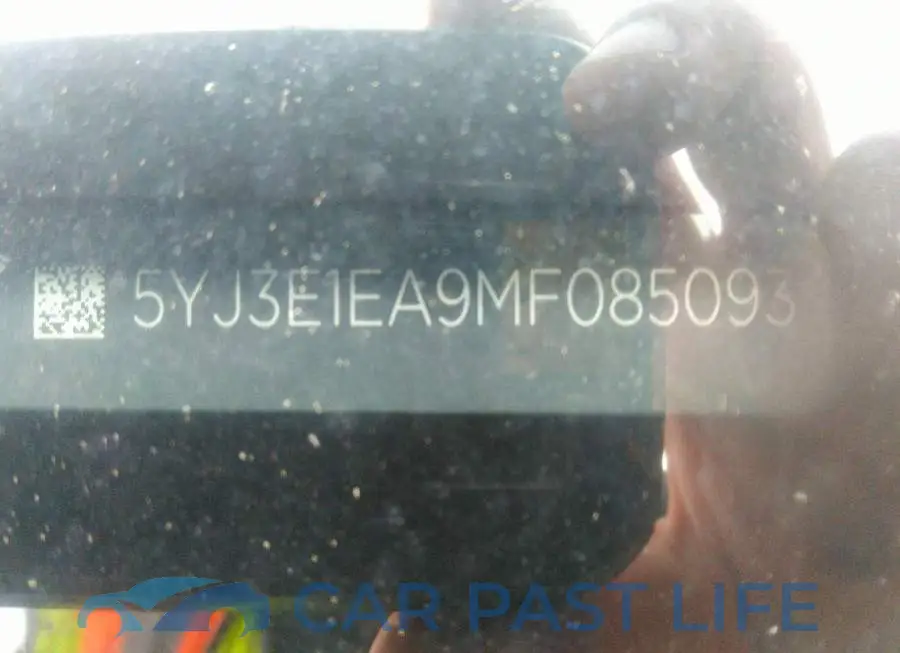 5YJ3E1EA9MF085093# 9