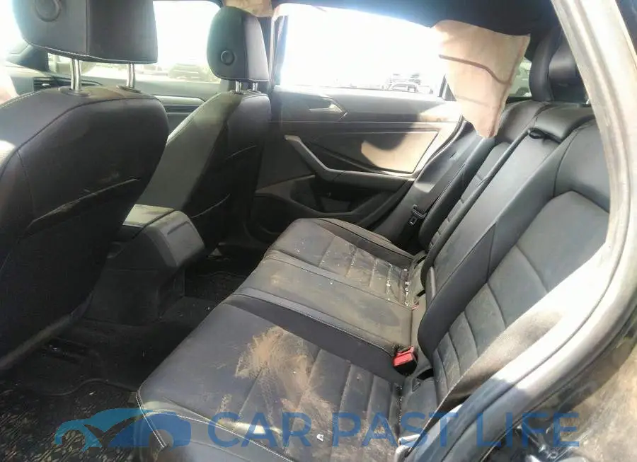 3VWSM7BU9NM034087# 8