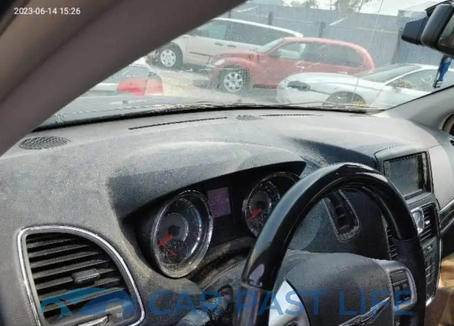 2C4RC1GG5FR708752# 5