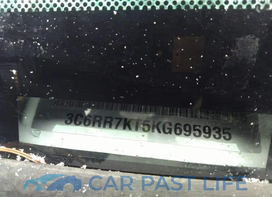 3C6RR7KT5KG695935# 9