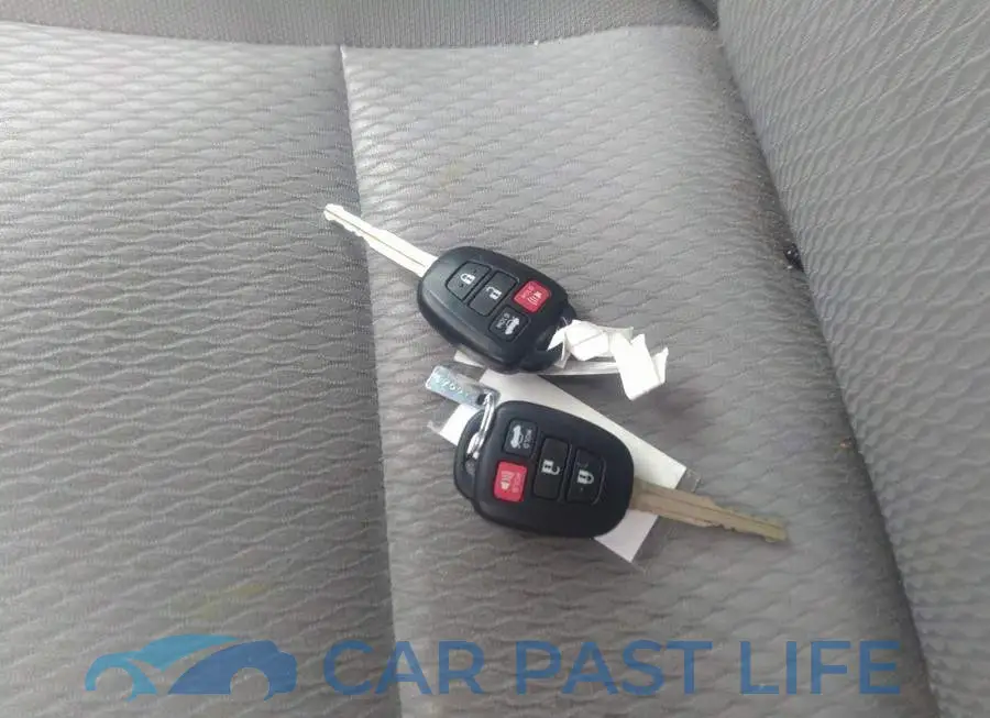2T1BURHE8GC683535# 11