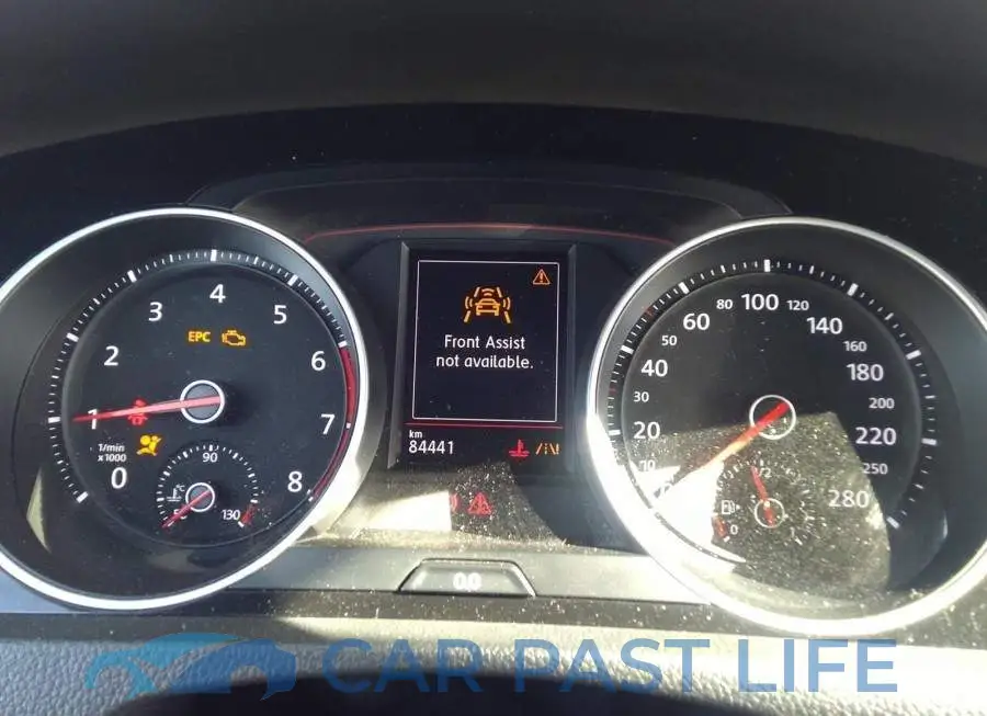 3VW5T7AU8MM001579# 7