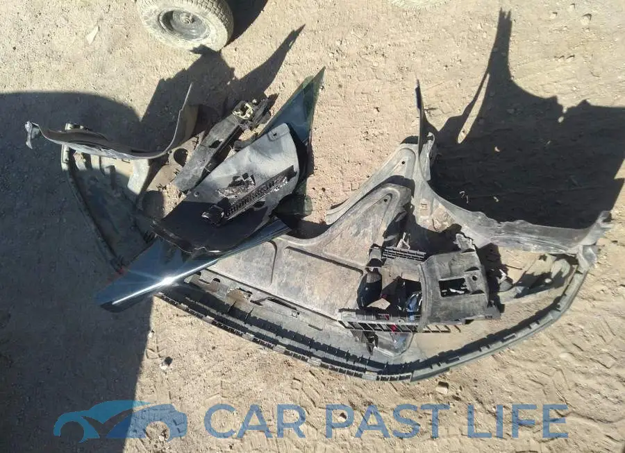 3VW5T7AU8MM001579# 12