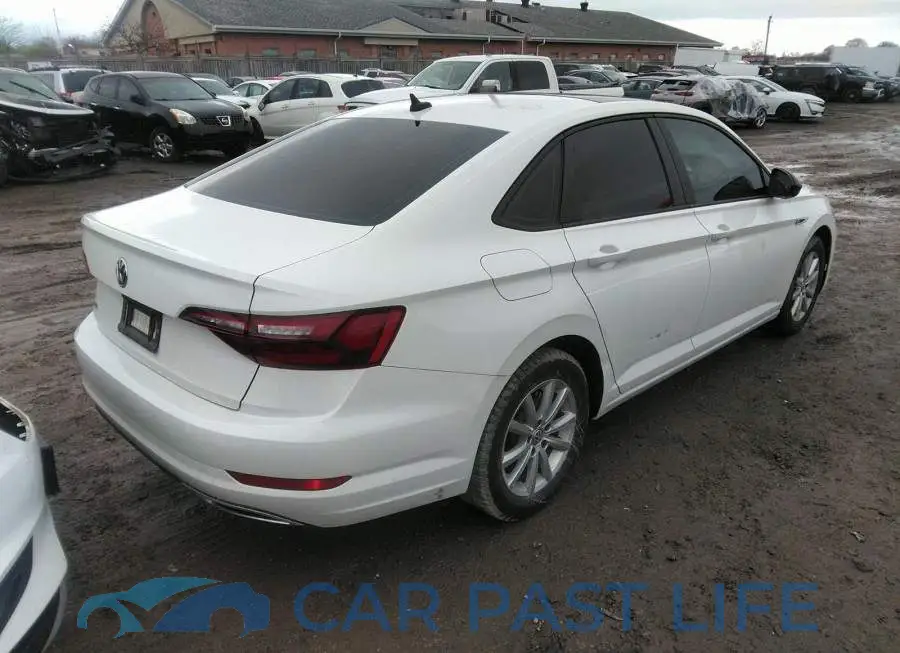3VWEB7BU3LM068283# 4