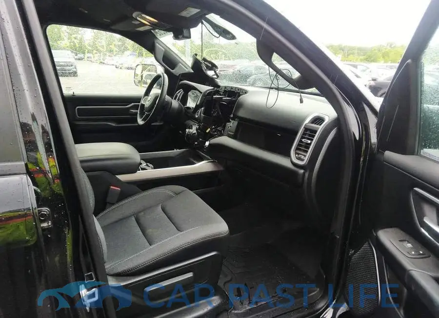 1C6SRFFT1LN407181# 5